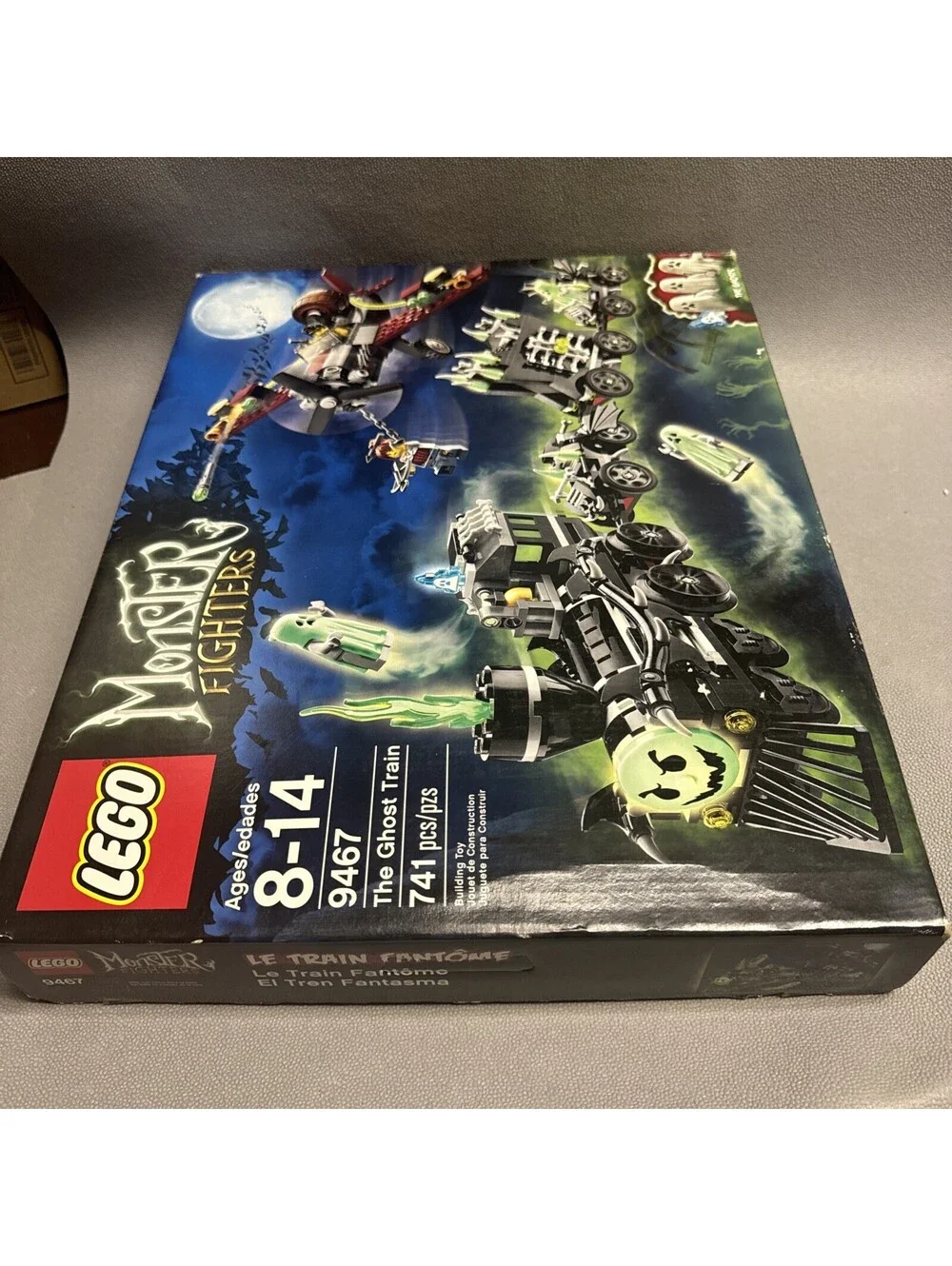 Lego wear sealed instruction